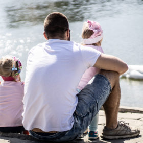 T-shirt-white-adorable-back-view-beautiful